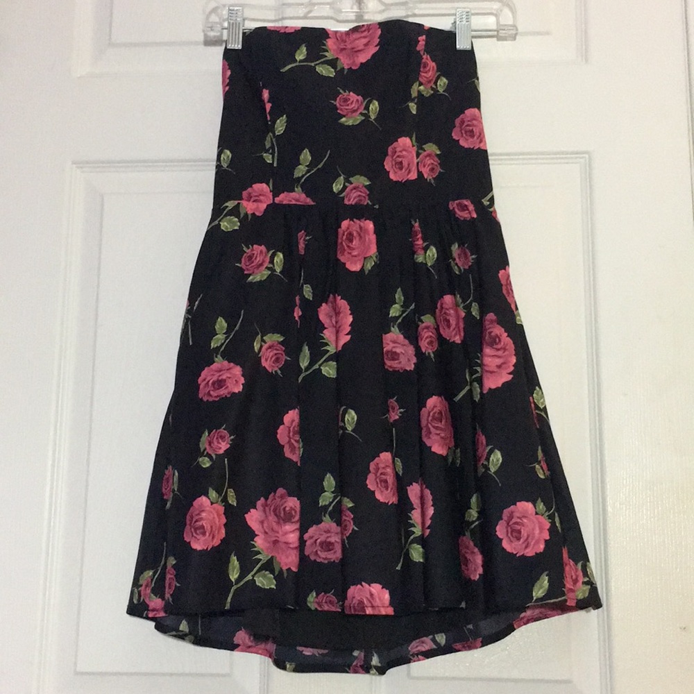 Strapless Rose-Print Dress with Pockets